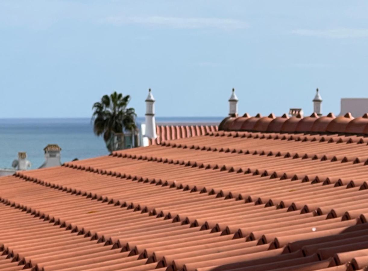 Olhos Do Mar 209 Grande Terraco Vista Mar Lägenhet Olhos de Agua  Exteriör bild